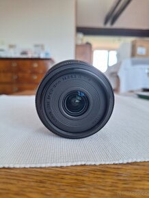 CANON RF-S 10-18 mm f/4.5-6.3 IS STM - 2