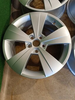 Alu 17" 5x112 6,5J et 41 Supeb - 2