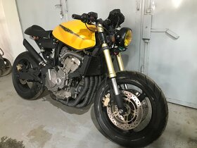 Honda CB600F Hornet - 2