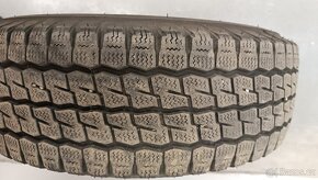 Zimní pneu 215/70R/15C - 2