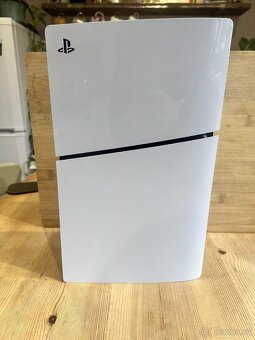 Playstation 5 slim - 2