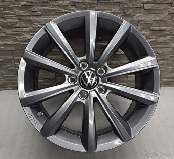 17" Originál VW Merano 5x112 Passat B8 Alltrack - 2