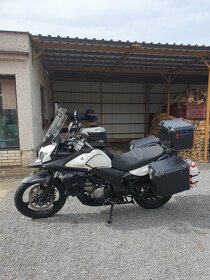 Suzuki DL V-strom 650 ABS, Bohatá výbava - 2