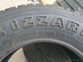 225/70R16 - 2