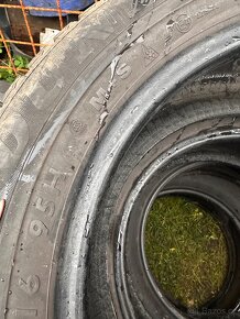 Zimní sada pneu 225/55 R16 - Dunlop - 2