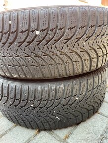 2xZimní pneu Kumho WinterCraft 205/50 R16 87H - 2