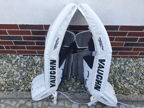 VAUGHN Velocity V9 Carbon Pro lapacka vyrazecka. Betony VE8 - 2