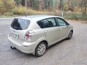 Toyota Corolla Verso 1.6 VVTi , STK 8/26 , tažné , dál. zn. - 2