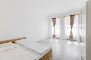 Prodej apartmánu 3+1 a 2+KK  119m2, Karlovy Vary - 2