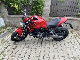 Ducati Monster 821 - 2