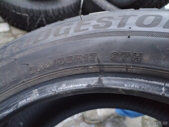 225/55/17 zimni pneu BRIDGESTONE/55 R17 - 2