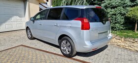 Peugeot 5008 1,6Hdi 82kW, M6, 3/2012. 98000km - 2