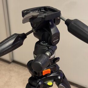 Stativ Vanguard Alta Pro 263AT + Manfrotto 804 RC2 hlava - 2