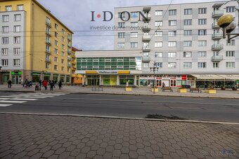 Pronájem komerční nemovitosti Opava, Horní náměstí, centrum  - 2