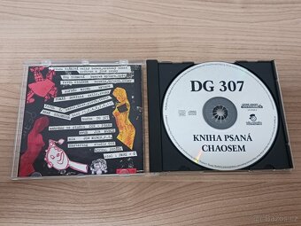 DG 307 - Kniha psaná chaosem - 2