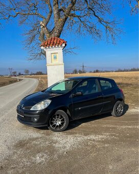 Renault Clio 1.5dCi 63KW STK 2027 - 2