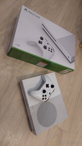 Xbox one s - 2