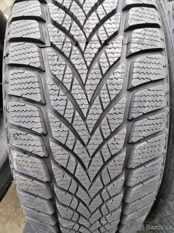 195/55/16 zimni pneu GOODYEAR 195/55 R16 - 2