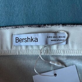 Dámská sukně Bershka velikost S - 2