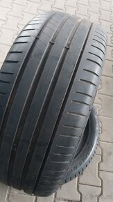 Prodám 2 x letní pneu Pirelli 255/45/19 - 2