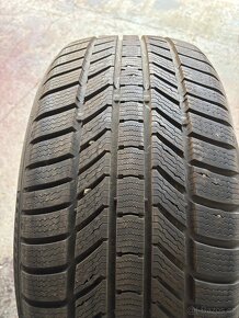 245/45R18 - 2