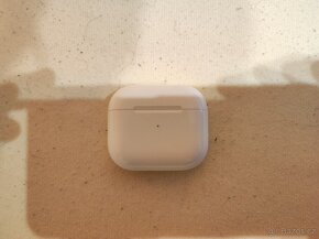 Nabíjecí pouzdro MagSafe pro AirPods 3 (A2566) - 2