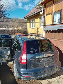 Honda crv 2.2 cdti 110kw - 2