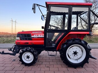 Japonský traktor KUBOTA GL 23 Diesel 3 válec, 23HP - 2