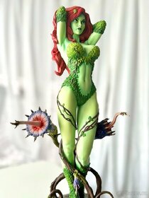 Sideshow Poison Ivy - 2