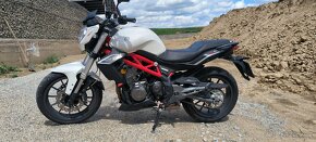 Benelli 302 2016  14300 km - 2