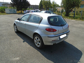 Alfa Romeo 147 - 2