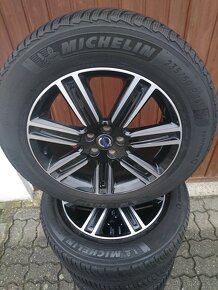 VOLVO XC 60 alu 18 zimní pneu Michelin 235/60/18 originalni - 2