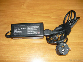 Zdroj AC/DC adapter ( nabijecka ) 19V/3,42A k notebooku - 2