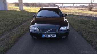 Volvo V70 2.5T AWD - 2