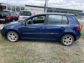 VW Golf V,1,6i - 2