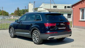 Audi Q7 //3.0TDi//160kW//7MÍST//NOČ.VIDĚNÍ//TOP VÝBAVA// - 2