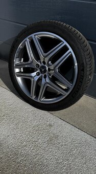 KOLA 20" MERCEDES ORIGINAL na AMG GLB / GLA A2474012000 - 2