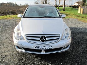 Mercedes-Benz 320 cdi 165 kw polokůže 6míst - 2