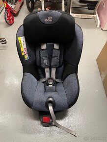 Britax Römer DualFix M i-size Otočná - 2