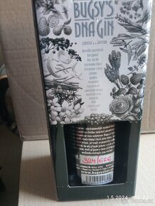 Žufánek - Bugsy's DNA Gin Vol.4 0,5l 45% GB L.E. 

 - 2