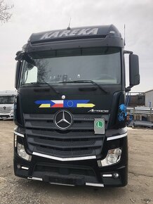 Mercedes Actros - 2