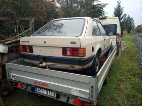 PRODÁM FORD ESCORT r.v.82  NA ND NEBO RENOVACI - 2