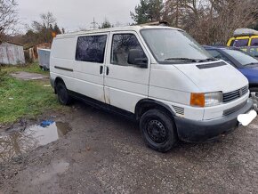 Volkswagen Transporter T4 2.4D - 2