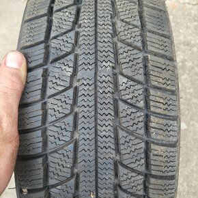 Zimní pneu Triangle SnowLion 175/65 R14 - 2