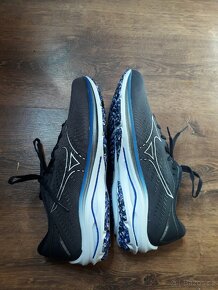 Boty Mizuno WAVE RIDER 25 velikost 46 - 2