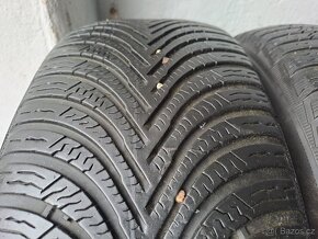 Pár zimních pneu Michelin Alpin 5 205/60 R16 XL - 2