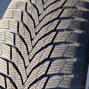 NOVÉ Zimní pneu 235/45 R18 98V XL Nexen - 2