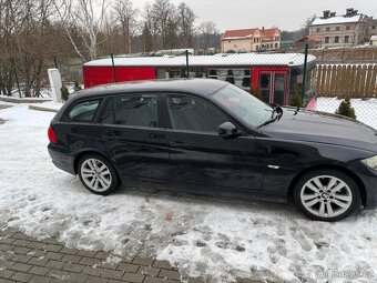 BMW E91 318D 2011 - 2