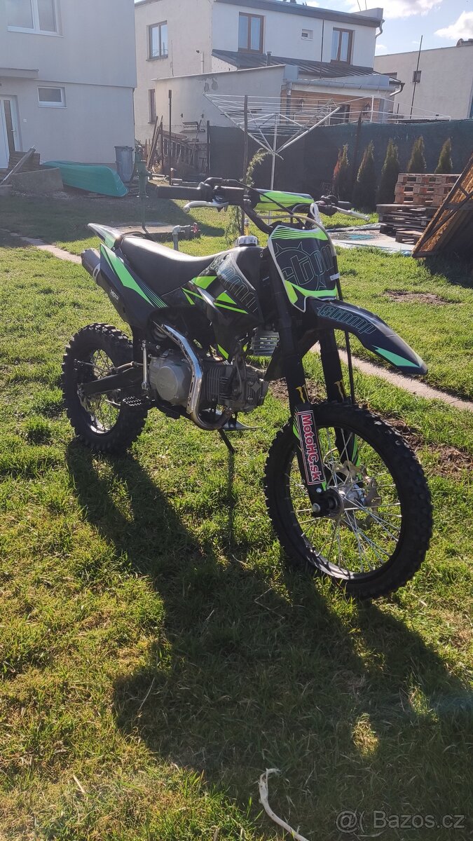 Pitbike stomp z3