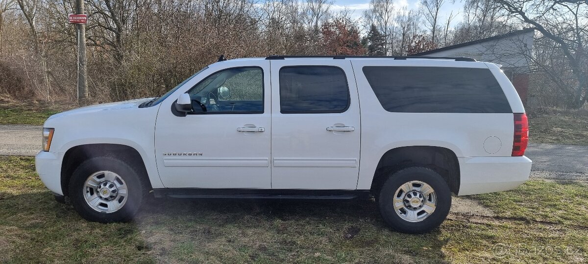 Chevrolet Suburban HD 2500 6.0 V8 4x4